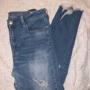American Eagle Super Stretch Ripped High Rise Jean